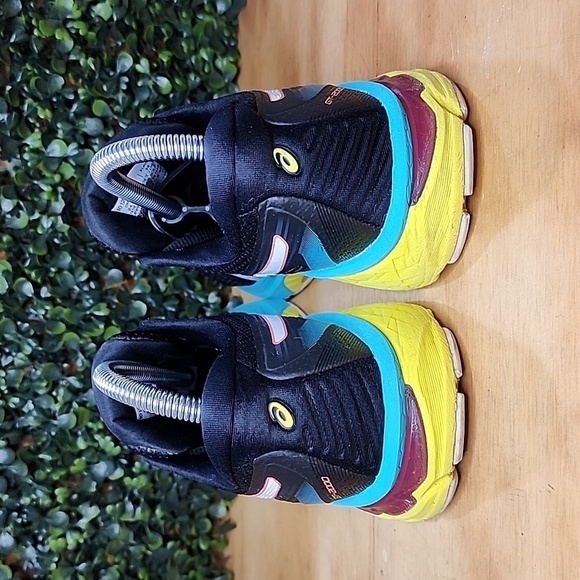 Asics GT-2000 8 Running Shoes | Size: 7.5 (Womens) | Multi colored - Picture 4 of 9